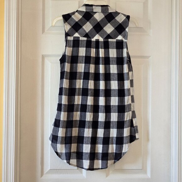 Merona Women Dark Navy and White Plaid Button-Up Sleeveless Collared Top Size S - Picture 4 of 13